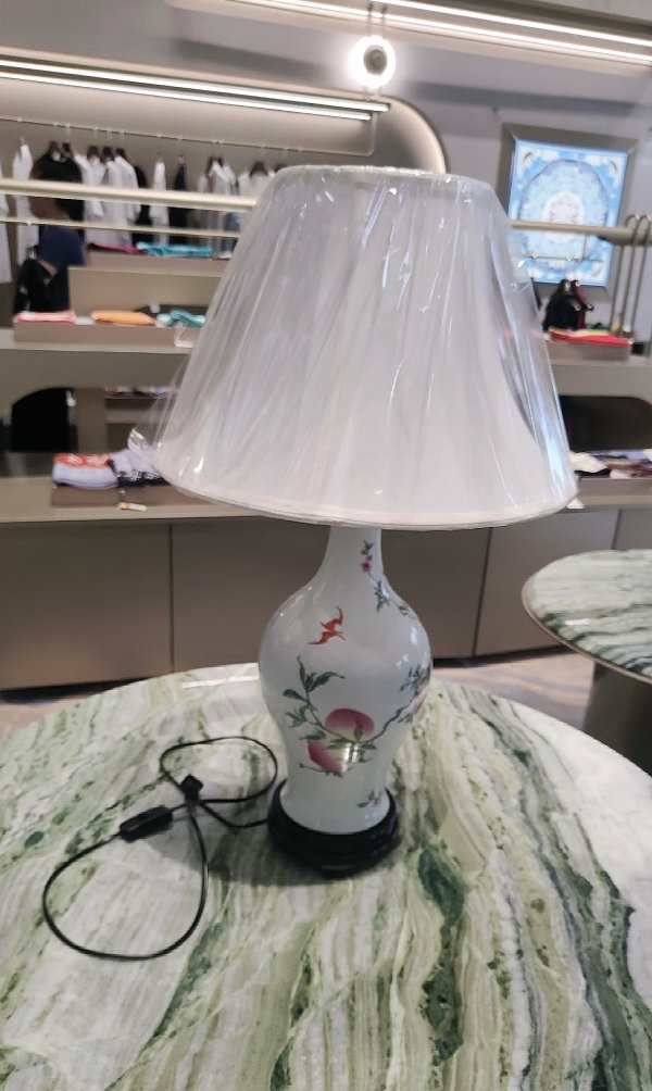 长富配资 上海博物馆一文创产品被指消费“文物伤疤”  博物馆回应：已在处理